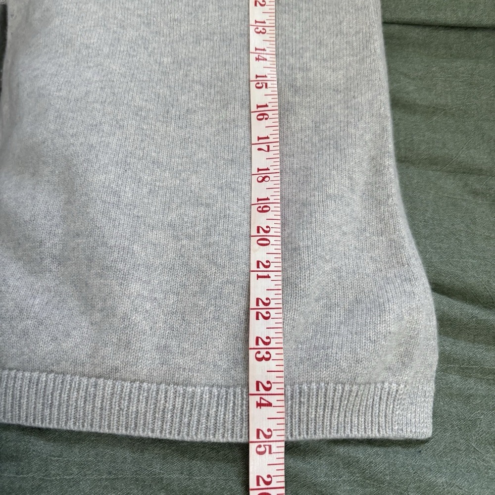 Talbots Petites 100% Cashmere Crewneck Sweater Grey Raglan Sleeve SP - Picture 7 of 7